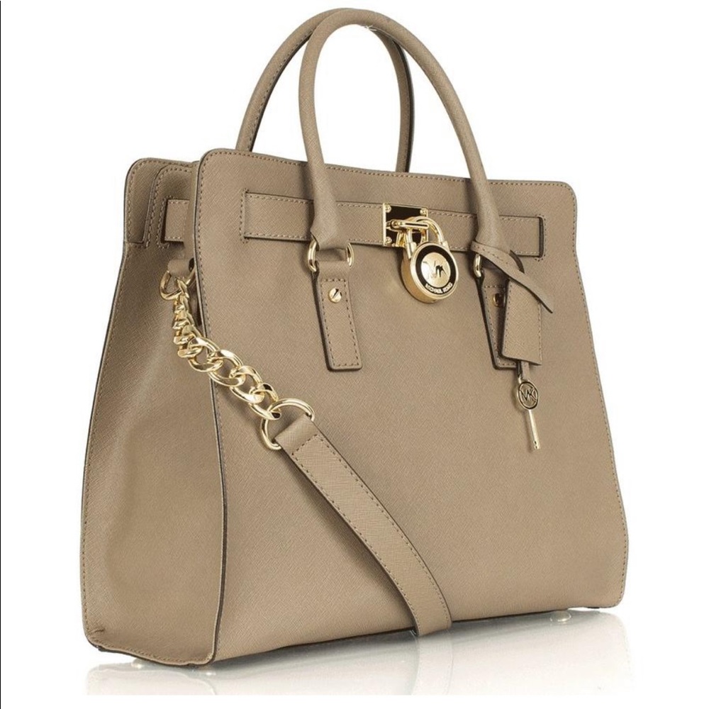 Like New Michael Kors saffiano leather north south tote
